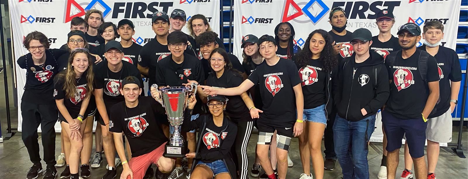 Robowrangler teams clinch 1st & 5th place in Texas Cup